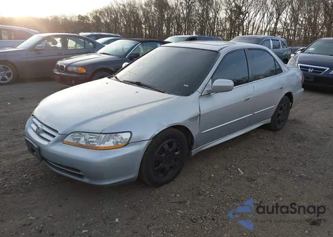 2001 Honda Accord 2.3 Ex z USA, uszkodzony, nr VIN 1HGCG66881A065507
